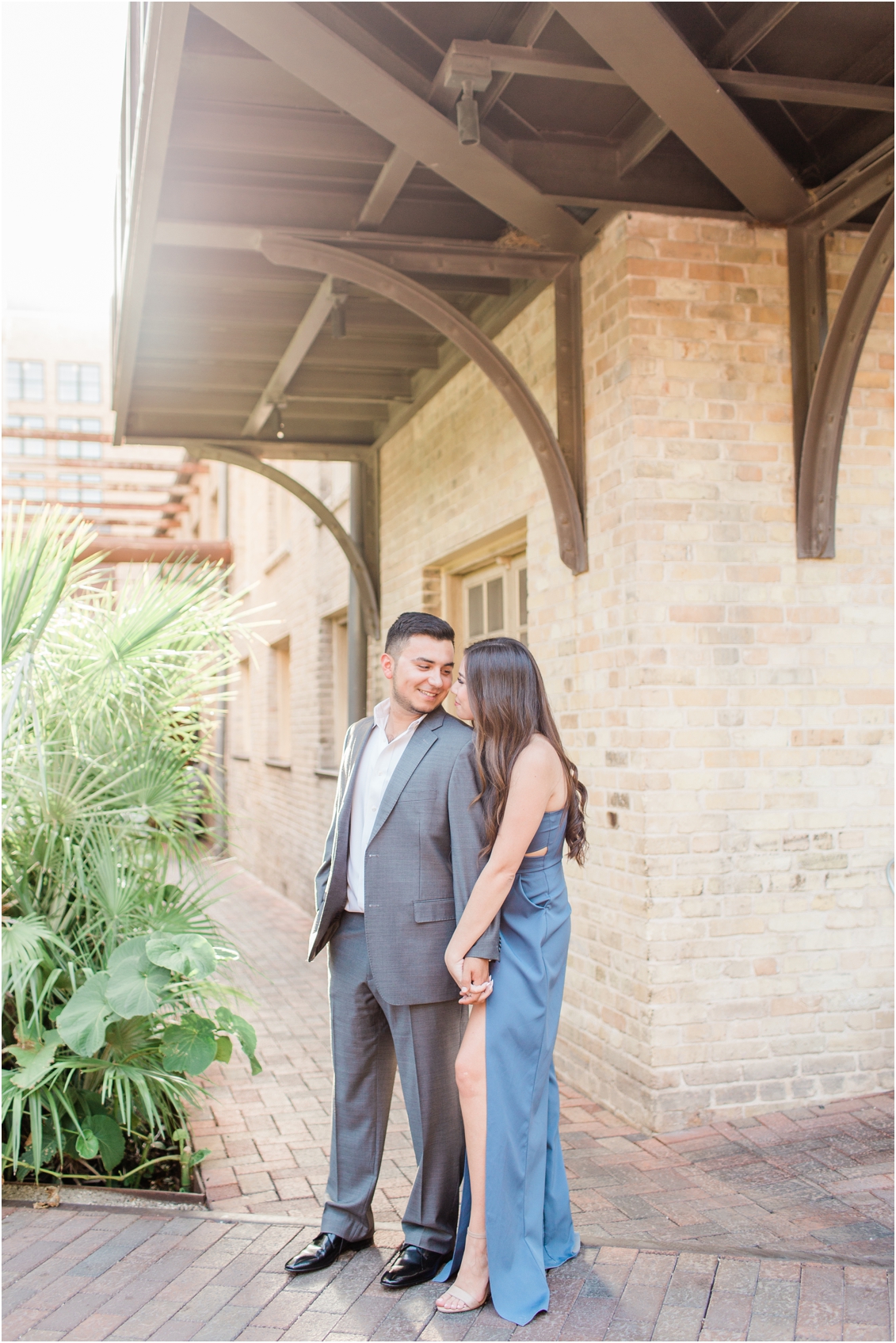 Engagement Session at the Pearl